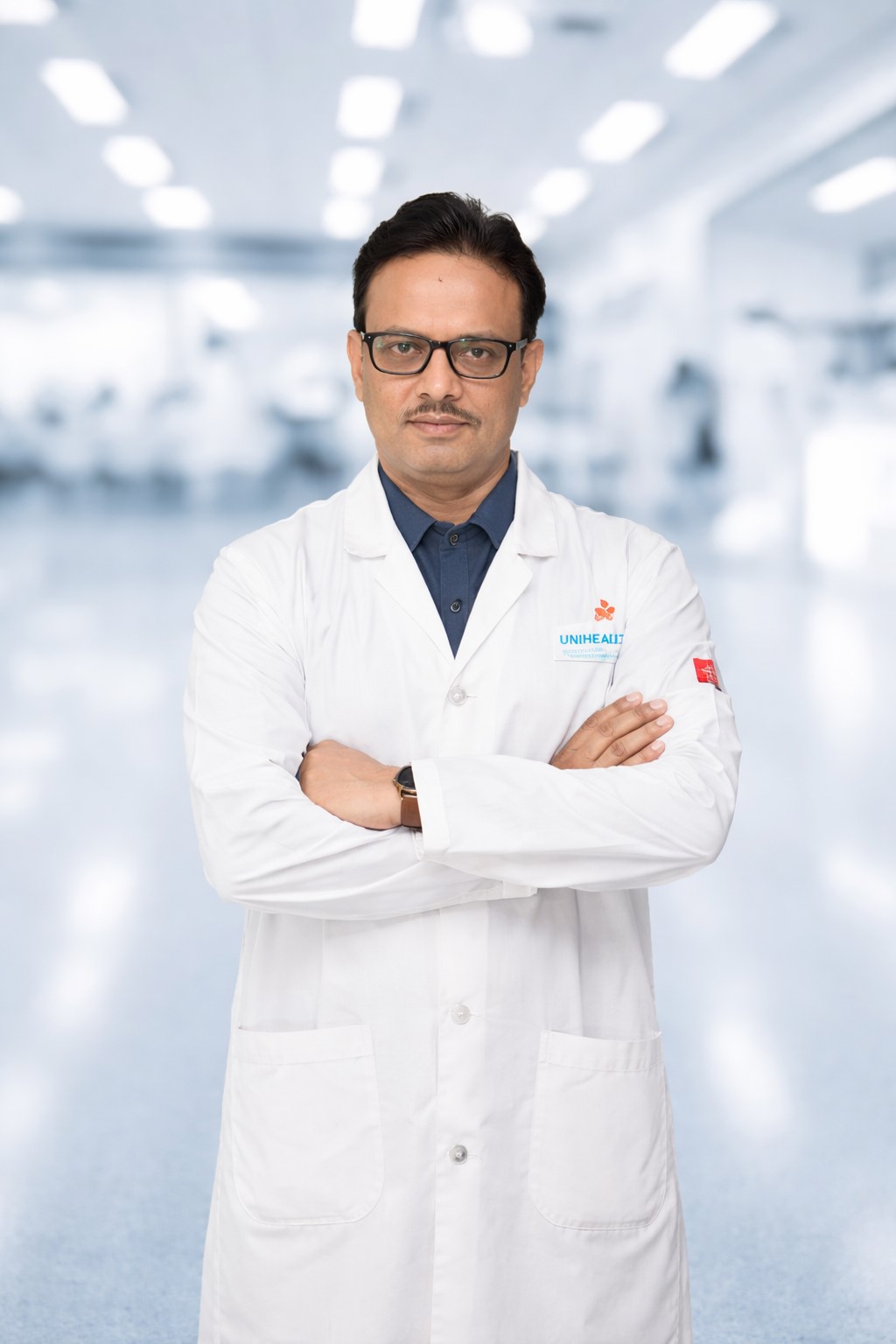 Dr. Tapas Bandyopadhyay consulting patient